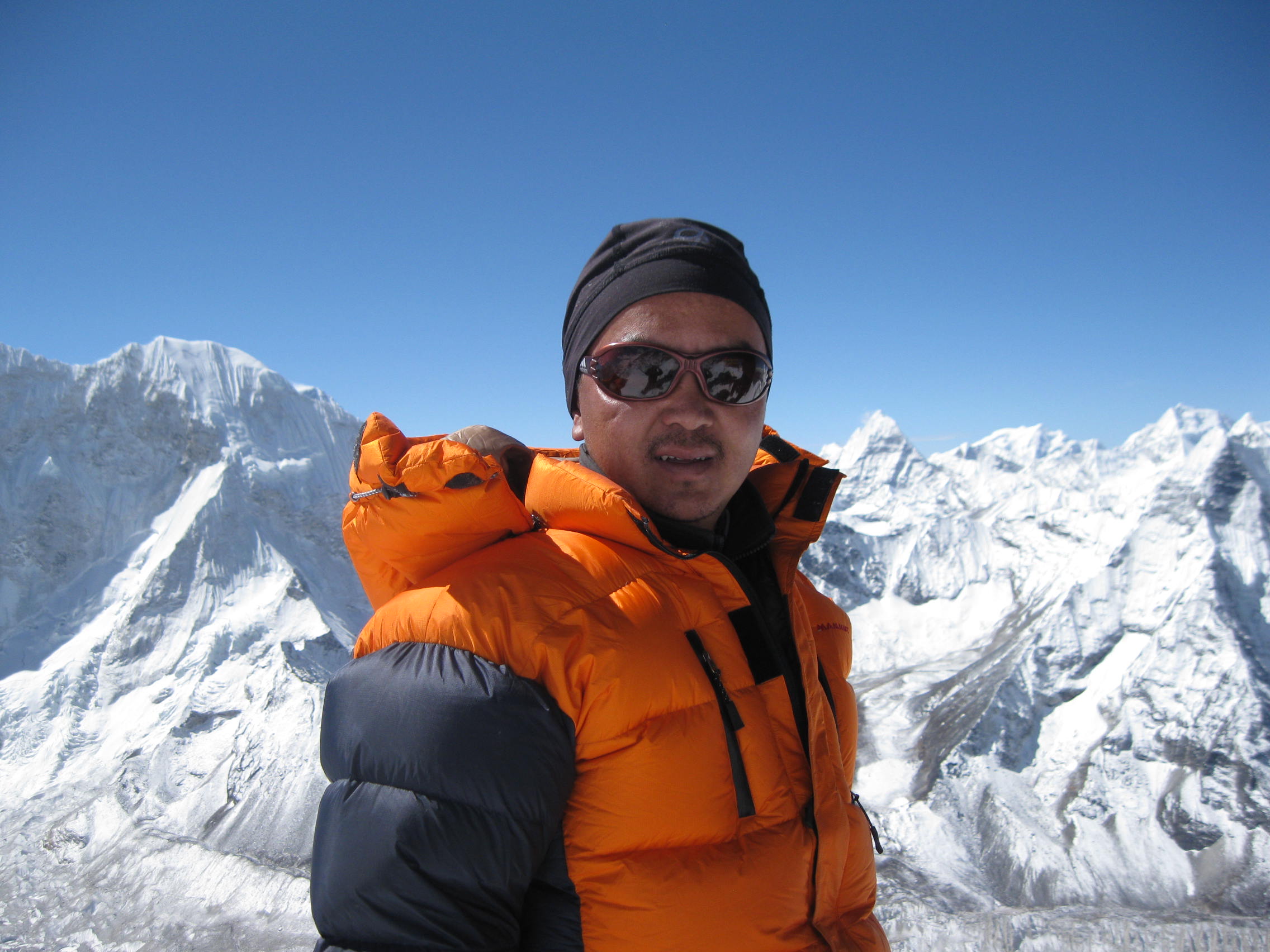Bohktoh Peak Climbing